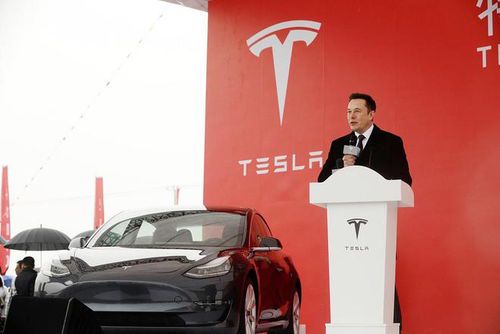 特斯拉CEO马斯克最新动态:AI、太空探索与特斯拉未来展望