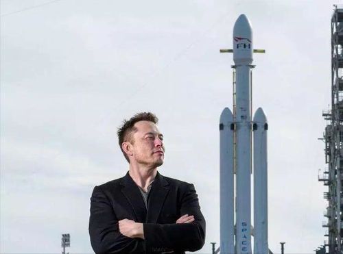 马斯克的父母：科技天才背后的家庭背景