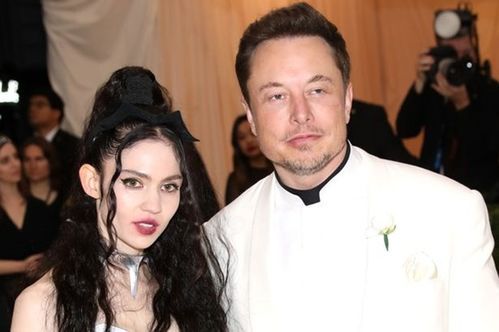 马斯克与女友的爱情故事：科技巨头的浪漫篇章